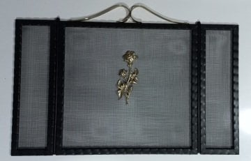 ŞÖMİNE ÖNÜ SİPERLİK GÜL MOTİF