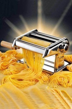 TİTANİA 150 ERİŞTE MAKİNESİ (6,5mm+2mm)Ev Tipi İtalyan Titania Hamur,Erişte, Makarna ve Mantı Açma Makinesi (Manuel)