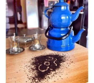 Emaye Nostaljik Orta Boy Çaydanlık Takımı - Mavi Renk Ebru Metal Orta Boy - 1.1l lt üst +2.5 lt alt