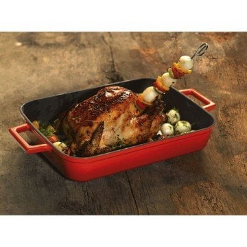 LAVA DÖKÜM DİKDÖRTGEN TEPSİ. ÖLÇÜ 26X40CM. - KIRMIZI